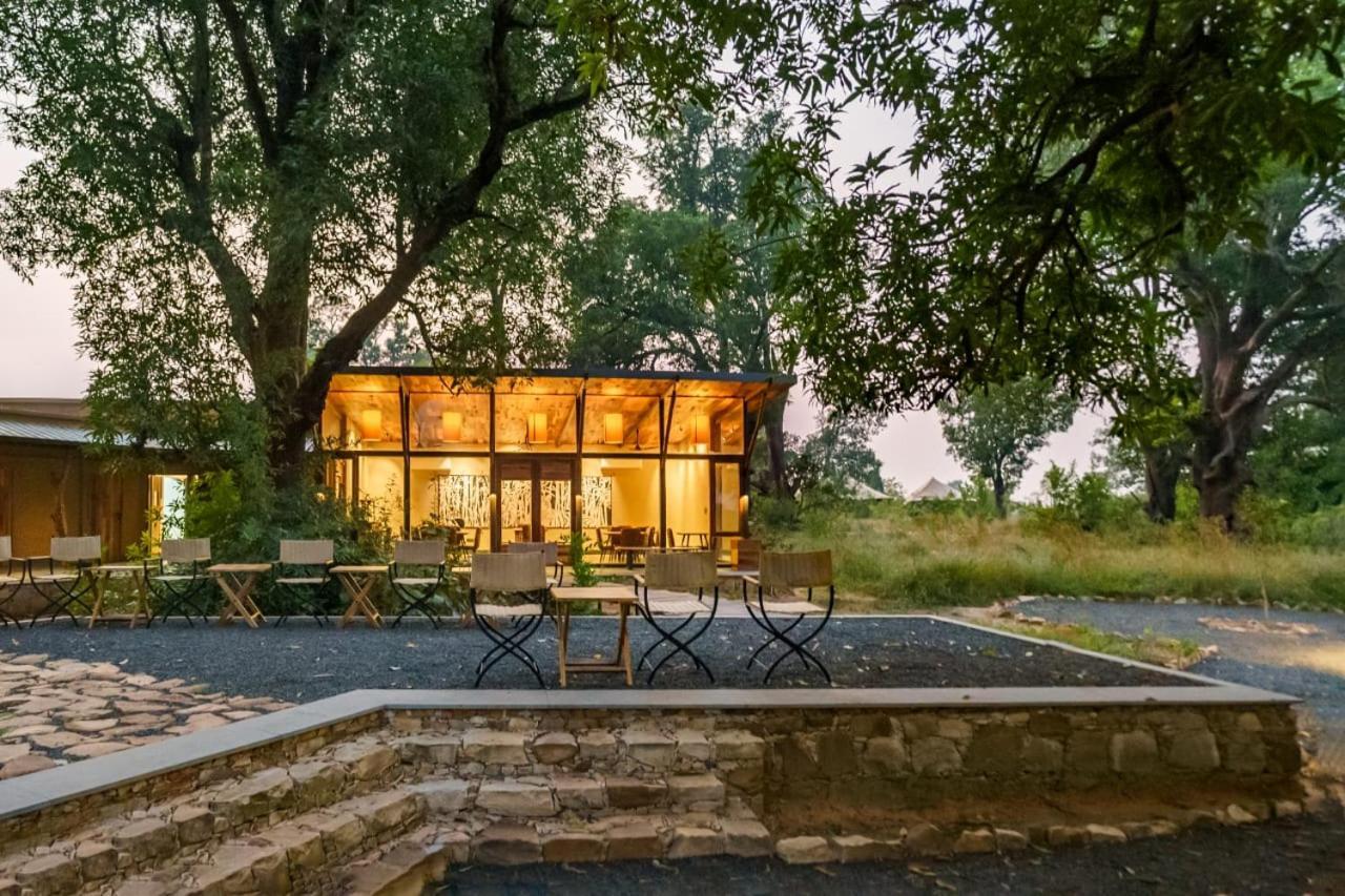 Trees N Tigers, Tadoba Hotel Kolara ภายนอก รูปภาพ